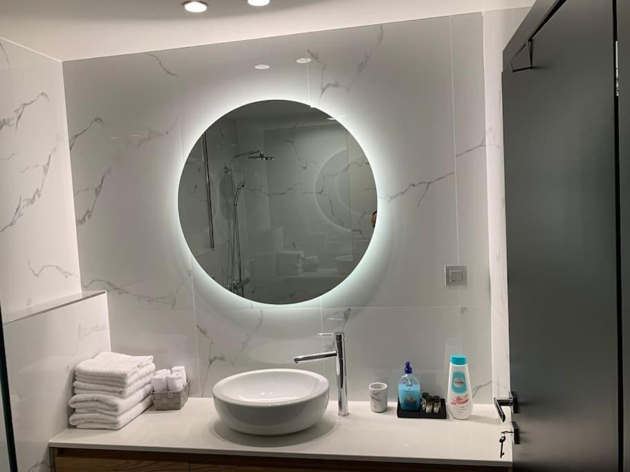Appartamento Above & Beyond Center Luxury Redefined Volos